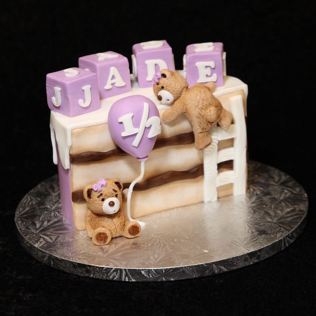 Custom Cakes By Kristy