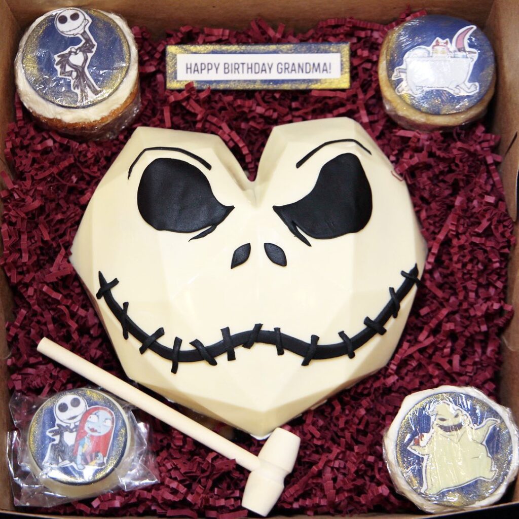 Custom Cakes By Kristy