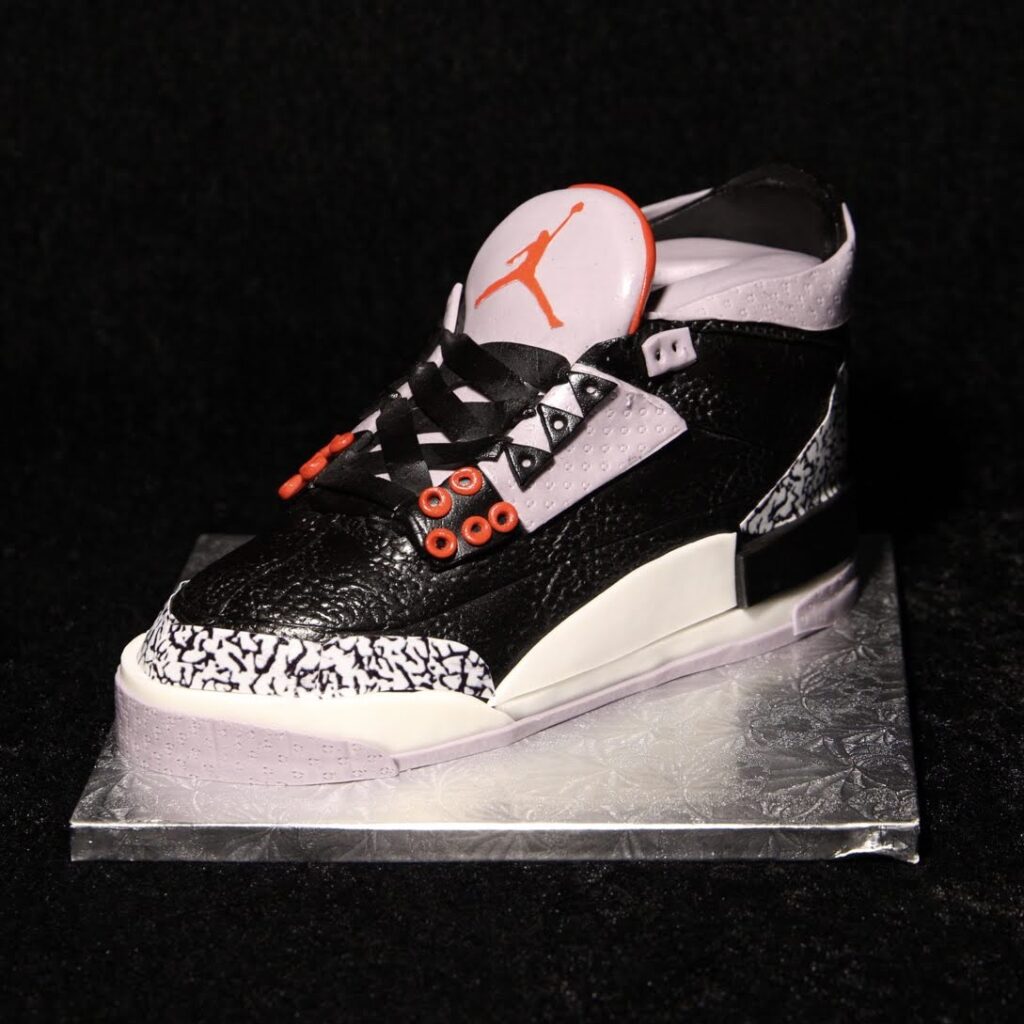 Custom Cakes By Kristy