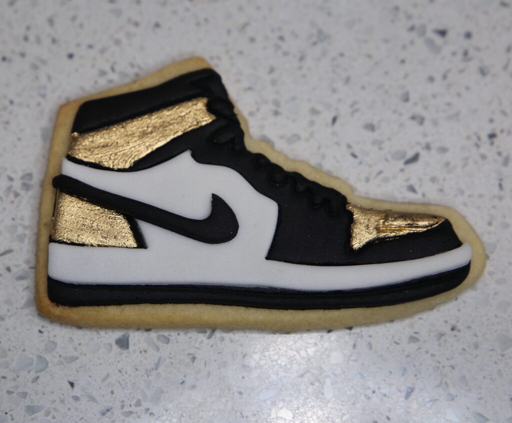 Custom Cakes By Kristy