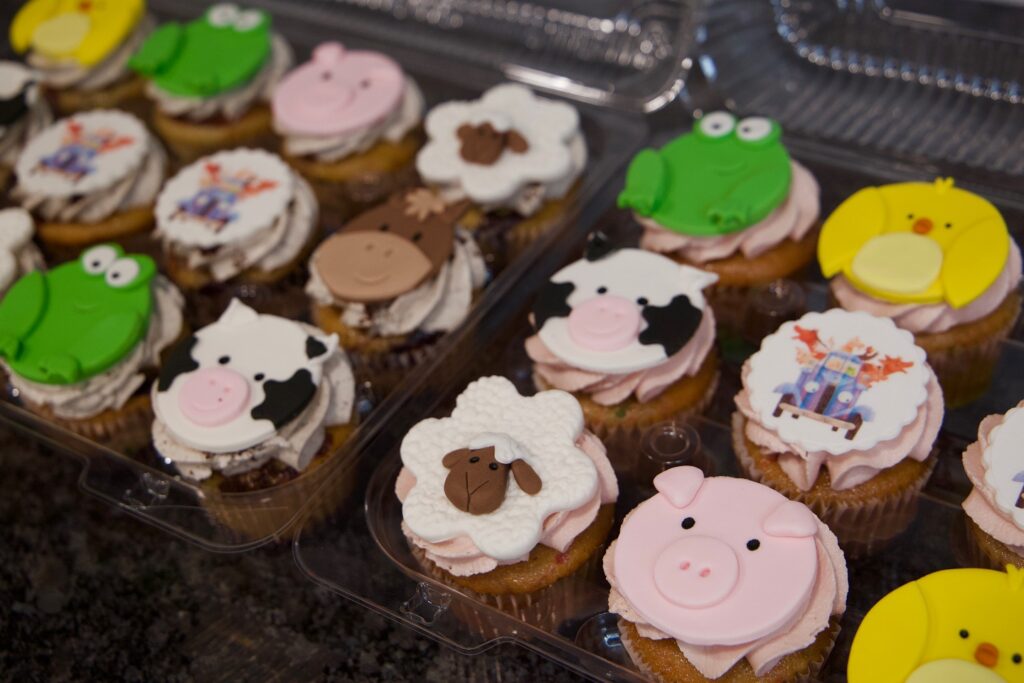 Custom Cakes By Kristy